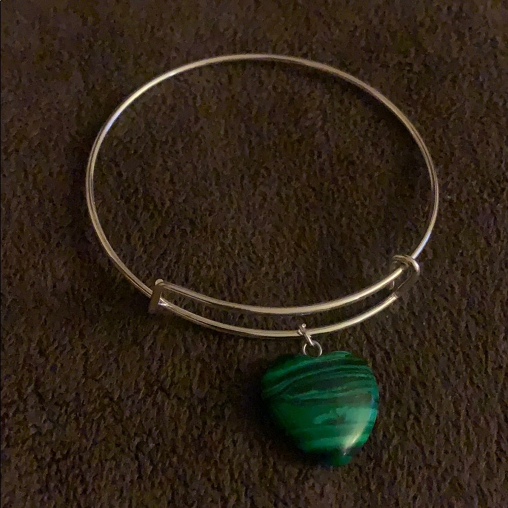 Dangle bracelet